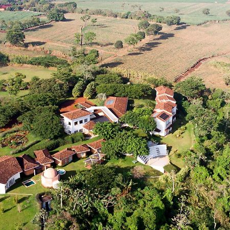 Asclepios Wellness & Healing Retreat Hotel Carrillos Екстериор снимка