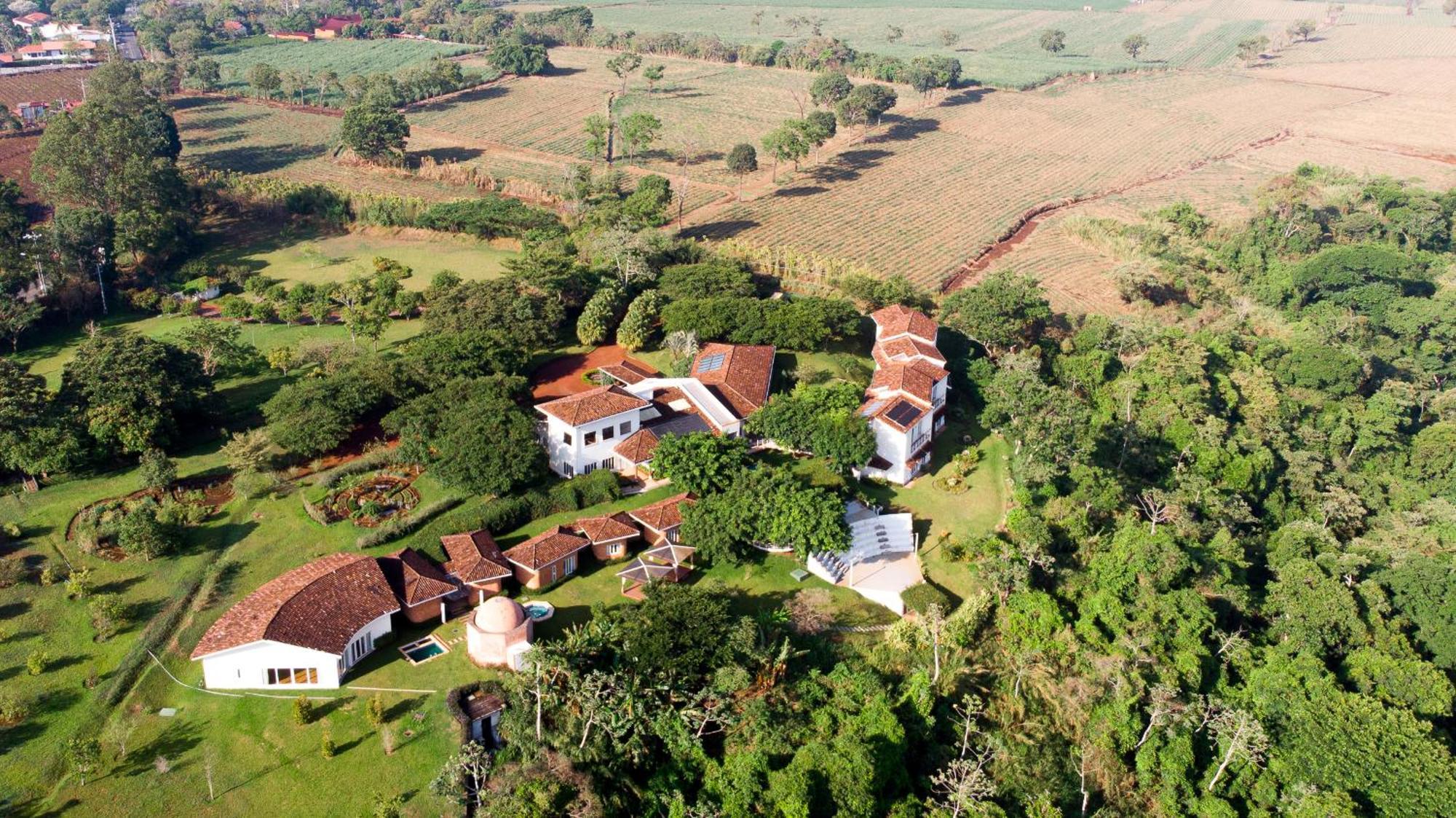 Asclepios Wellness & Healing Retreat Hotel Carrillos Екстериор снимка